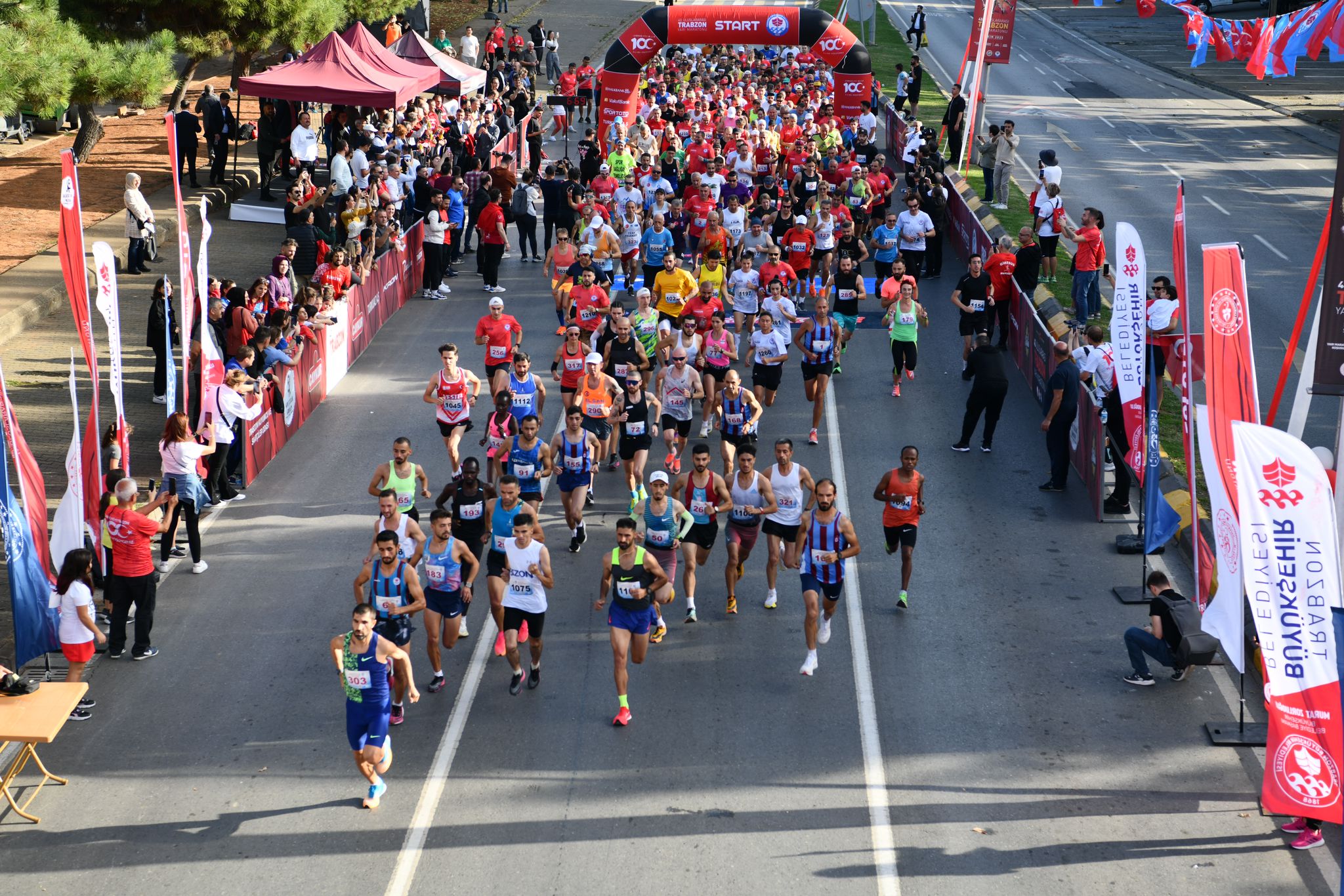 Trabzon Yarı Maratonu yapıldı.