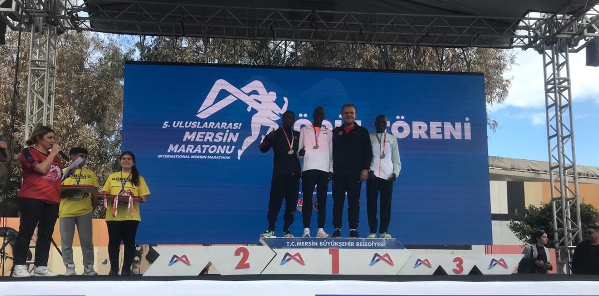 Mersin Maratonu'nu Kenyalı atlet Benard Kipkorir Kazandı