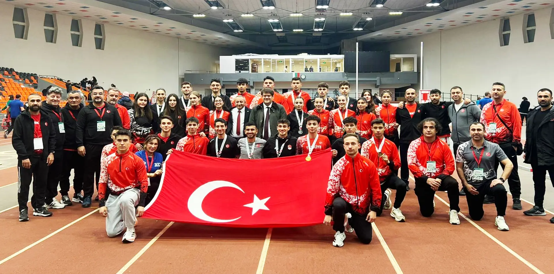 Balkan U20 Atletizm Şampiyonasında Milli Takım 13 madalya kazandı 